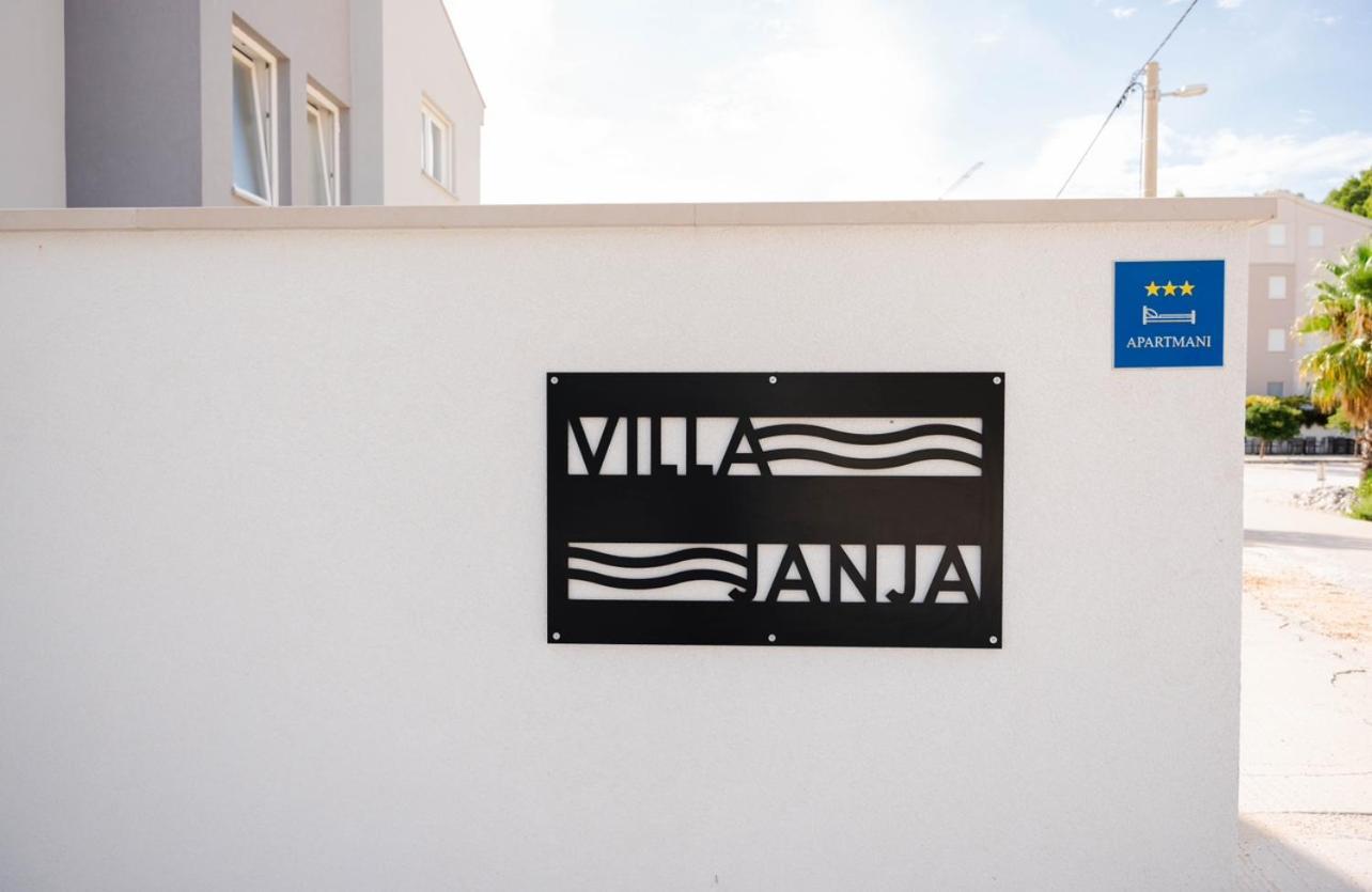 Villa Janja Комарна Экстерьер фото